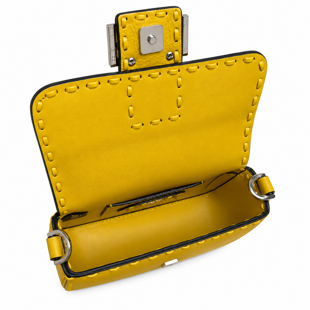 Fendi FF Baguette Shoulder Bag – Jacquard Canvas & Leather Trim, Flap Closure, 19.5cm