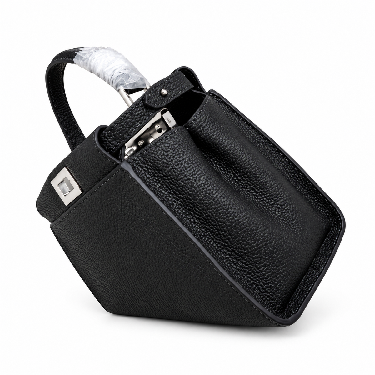 Fendi FF Structured Shoulder Bag – Jacquard Canvas & Leather Trim, Flap Closure, 23cm